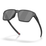 Oakley Briza